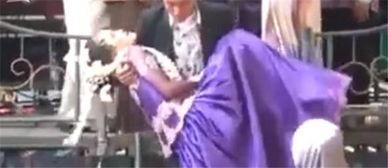 新娘被男友爆料视频播放,引发网友热议